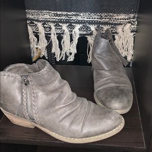Grey/Tan REPORT Booties